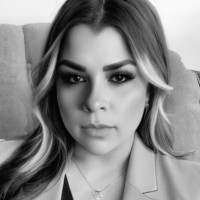 Julianne Robles