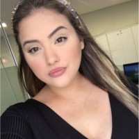 Alessandra Leal