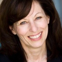Colleen Darling I Voice-Over Artist