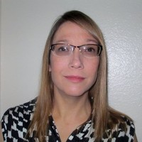 Jennifer Holm