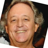 Antonio Carlos Valente