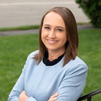 Lisa Gheringhelli Hamilton, Mba
