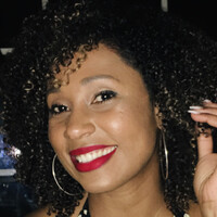 Tânia Rendall Tavares