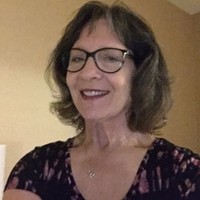 Linda Robertson