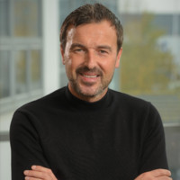 Neil Saxton