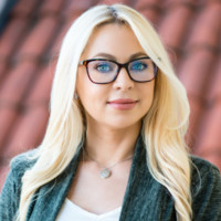 Holly Klumpp