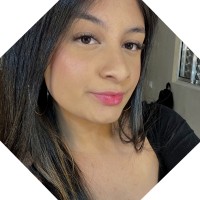 Sarah Santos