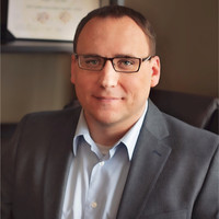 Adam Uecker