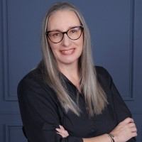 Michelle Mewes, Apa