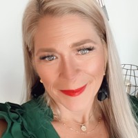Jennifer Wells
