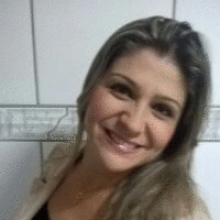 Flávia Coutinho