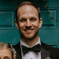 Trent Isaacson, Mara