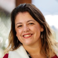 Lucíola Lopes