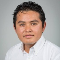 César Tinajero