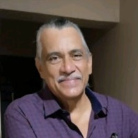 César López