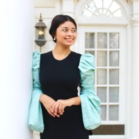 Marilyn C.