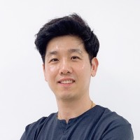 김동희