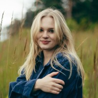 Ava Jo Molzen