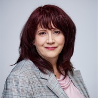 Jenifer Holden