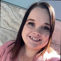Tayler Macneill
