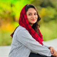 Jasmin M Aziz