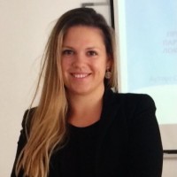 Svetlana Nakov
