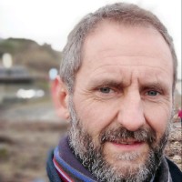 Simon Tennant