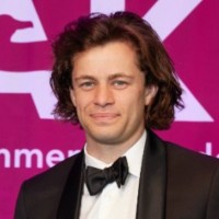 Oliver Hunt