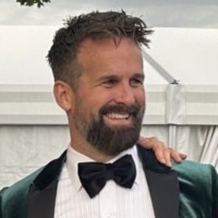 Robin Nicholas