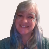 Nicola Diamond