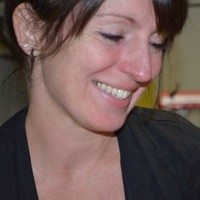 Annie Perron