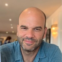 Carlos Estella