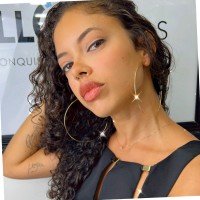 Suelen Costa
