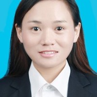 李泽霞