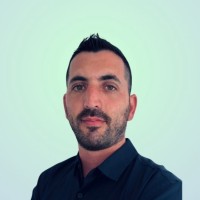 Uriel Deri