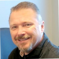 Glenn Simes