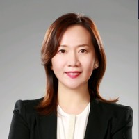 Julia Jungwan Shin