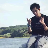 罗秋林
