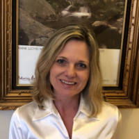 Mary Jo Thomas