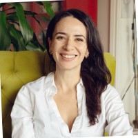 Özge Özeke