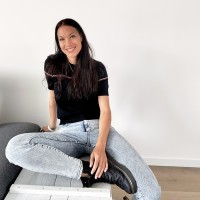 Jelena van der Laan