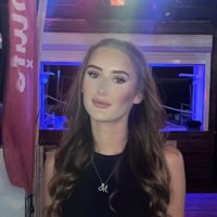 Mia OConnor