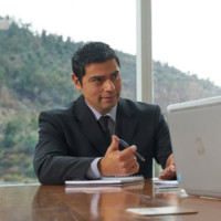 Luis Tapia Araya