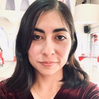 B. Rebeca G.