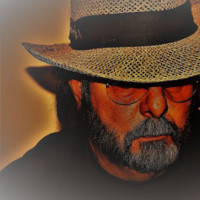 Tom Di Cola