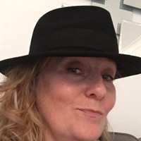 Louise Perkins