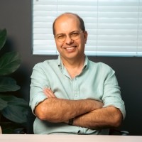 Dr Paul McGarr
