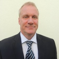 Dr. Dirk Sinerius