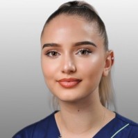 Yasmin Lenjani
