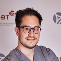 Dr. med. Maximilian Kovács